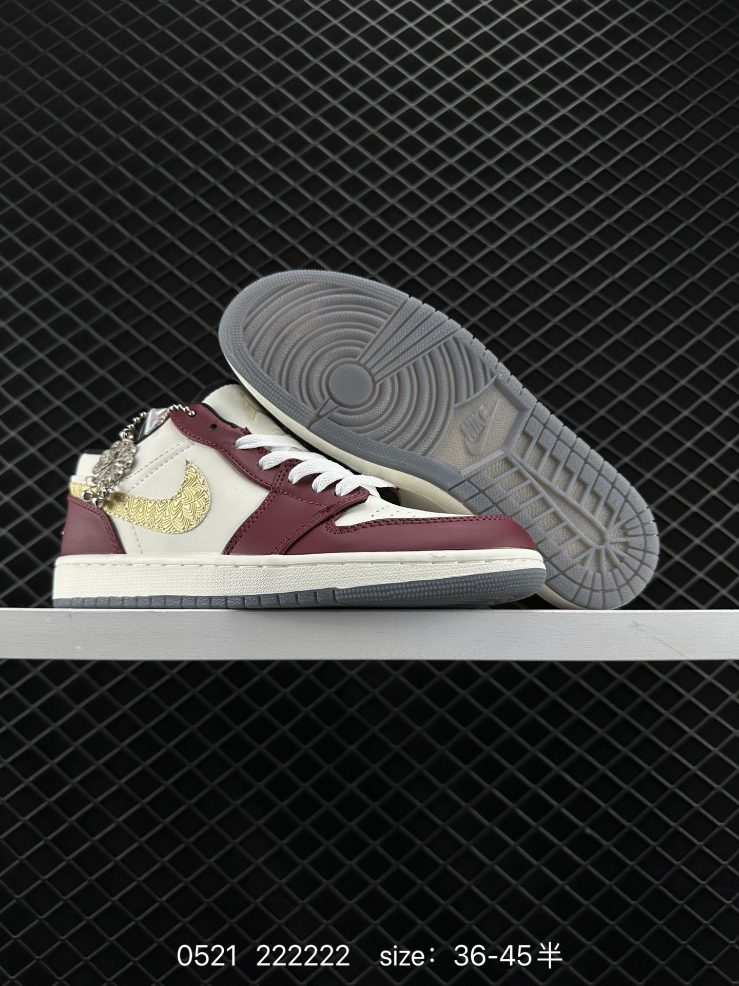 Air Jordan 1 Low AJ1